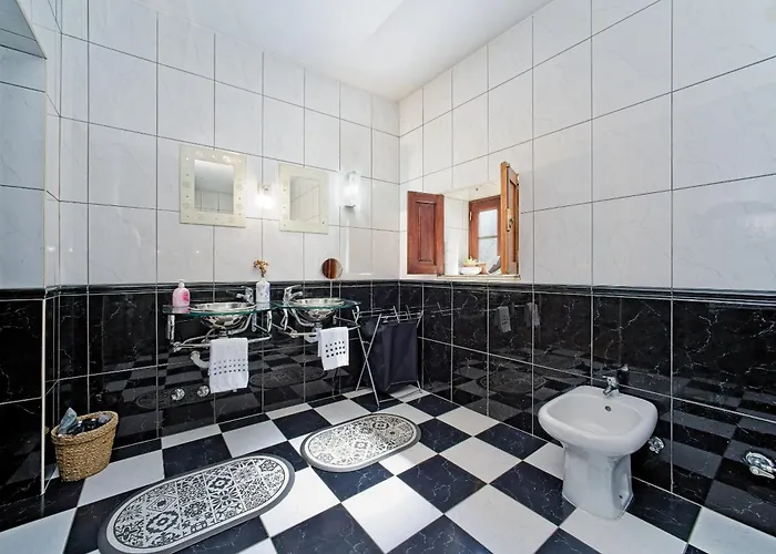 Casa De Semesterbostad Ajude